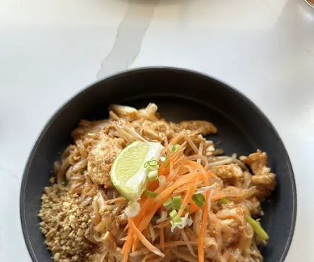 Thai Tapas (Thai Japanese Sushi Bar)