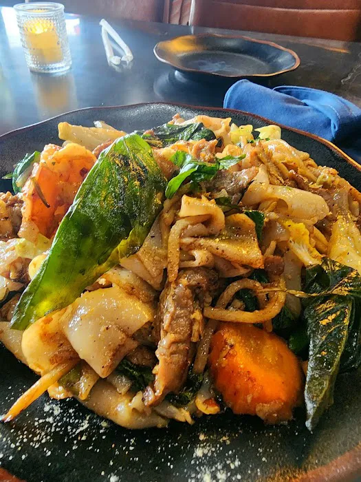 Som Boon Thai Kitchen Picture 1
