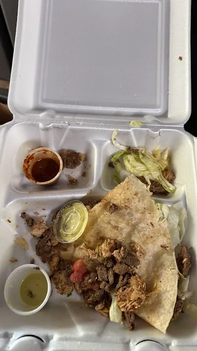 Tacos LA Creación (Food Truck) Picture 2