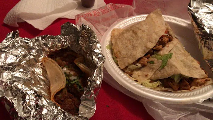 Tacos LA Creación (Food Truck) Picture 4