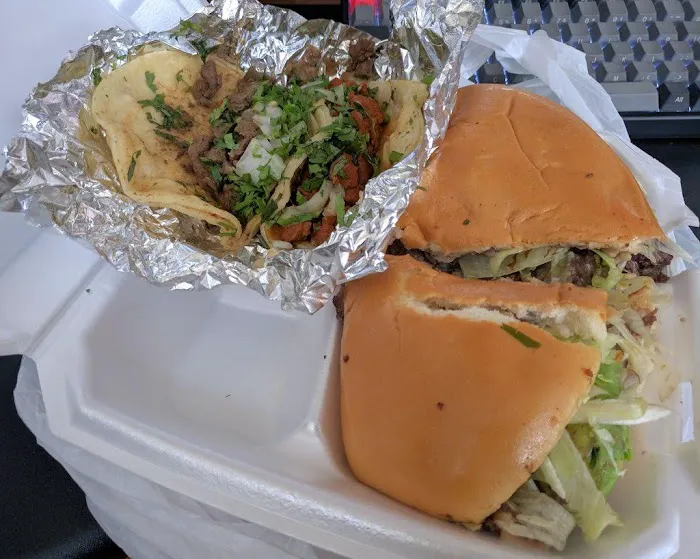 Tacos LA Creación (Food Truck) Picture 5