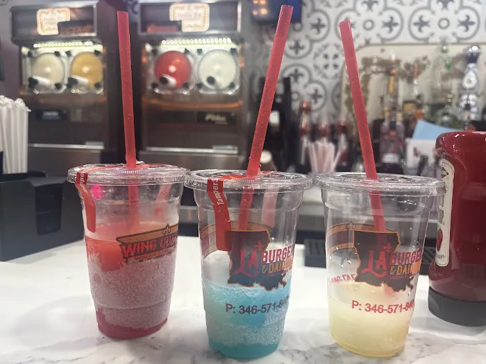 LA Burgers & Daiquiris Picture 4