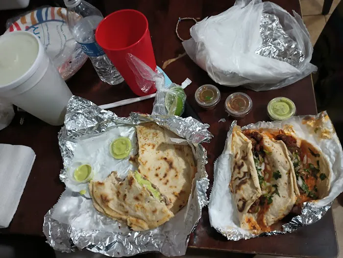 Taqueria Elena Picture 3