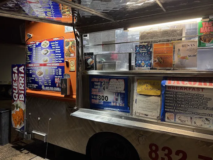 Taqueria El Rey Del Tacorriendo (Food Truck) Picture 6