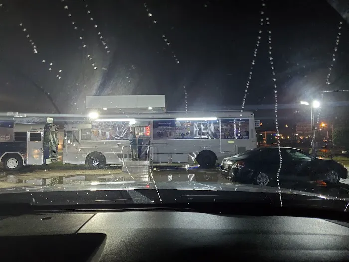 Antojitos Hondurenos Mariela (Food Truck) Picture 10