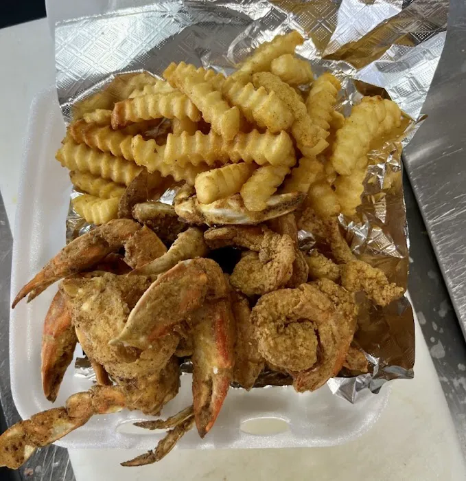 DeeDee's Kitchen Food Truck Picture 5