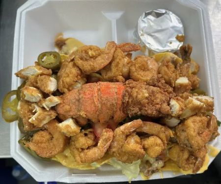 DeeDee's Kitchen Food Truck