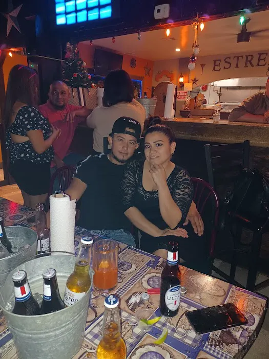 Estrellita Taqueria & Sport’s Bar Picture 10