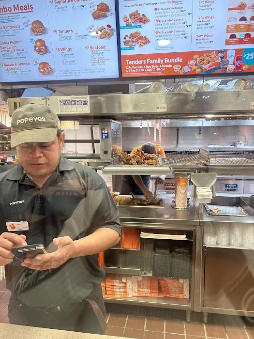 Popeyes Louisiana Kitchen Picture 3