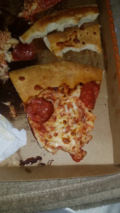Little Caesars Pizza Picture 3