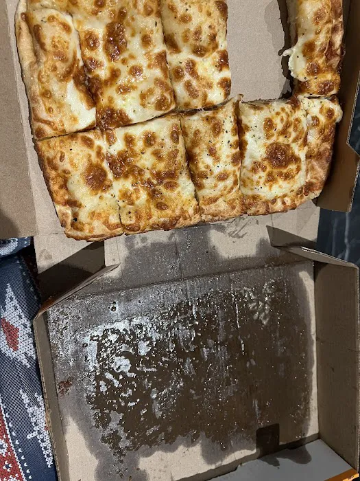 Little Caesars Pizza Picture 8
