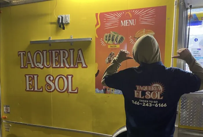 Taqueria El Sol Picture 4