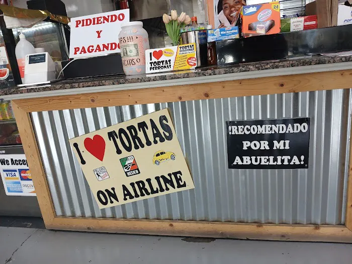 Las Tortas Perronas Picture 1