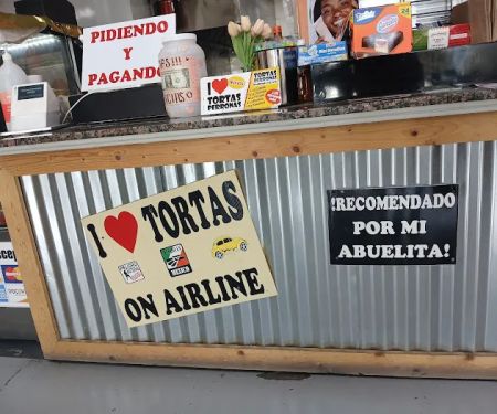 Las Tortas Perronas