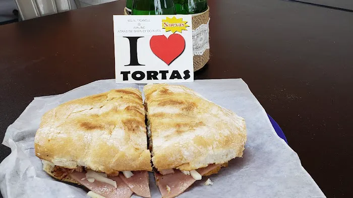 Las Tortas Perronas Picture 7