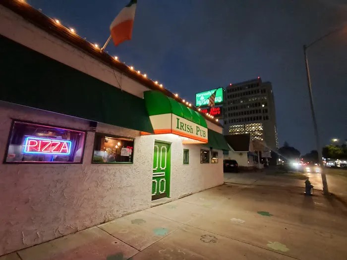 Irish Pub Kenneally's Picture 2