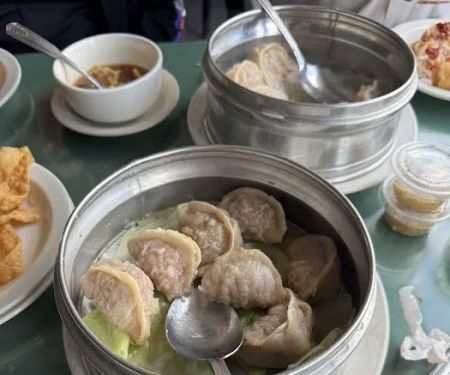Auntie Chang's Dumpling House