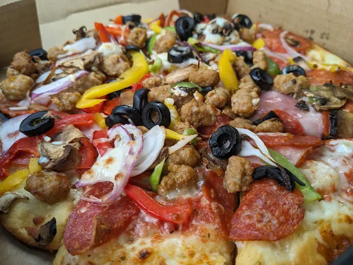 Crust Pizza Co. - Houston Heights Picture 6