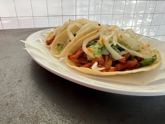 Tío Trompo Picture 3