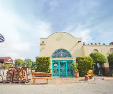 El Tiempo Cantina