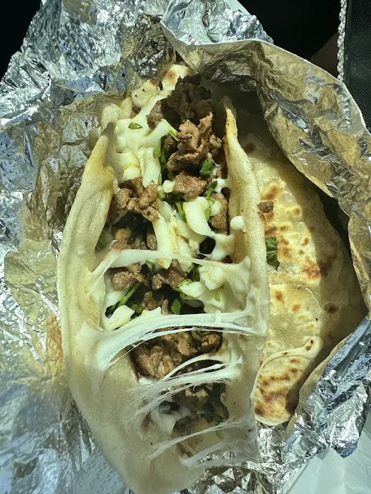 Taqueria Roxana (Food Truck) Picture 3