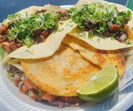 Taqueria Los Comales (Food Truck)