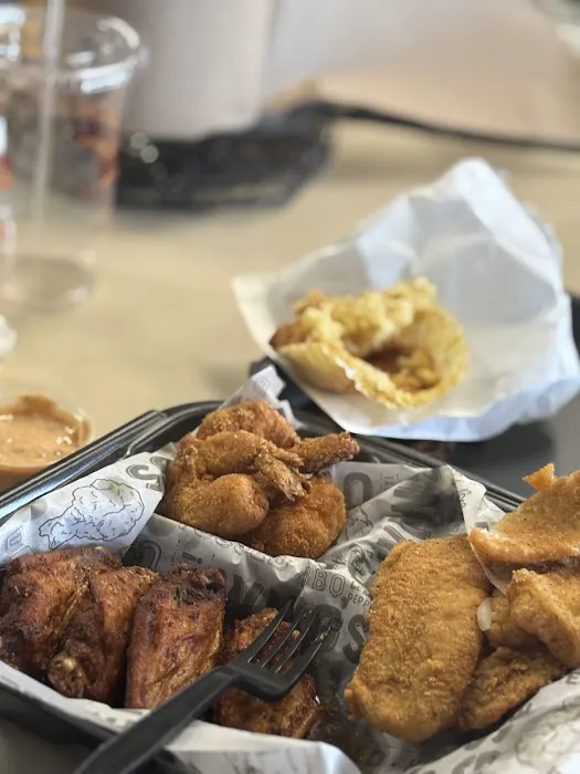 Wing Quarter Daiquiris & Creole Kitchen Picture 6