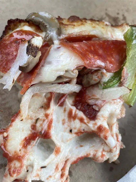 Little Caesars Pizza Picture 8