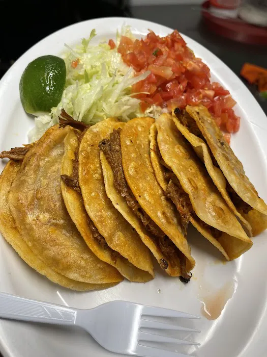 Tacos el Trueno (Food Truck) Picture 5