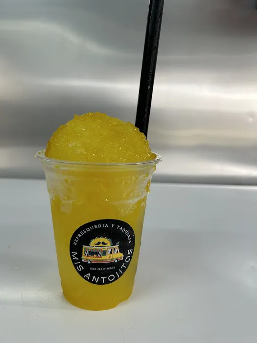 Refresqueria y Taqueria Mis Antojitos Picture 6