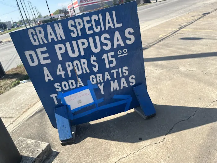 Ricas pupusas Picture 3