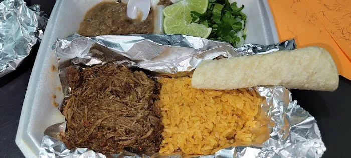 Chela's Tacos Picture 2