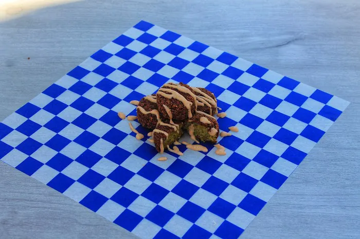 Mama Nini's Gyros Picture 2