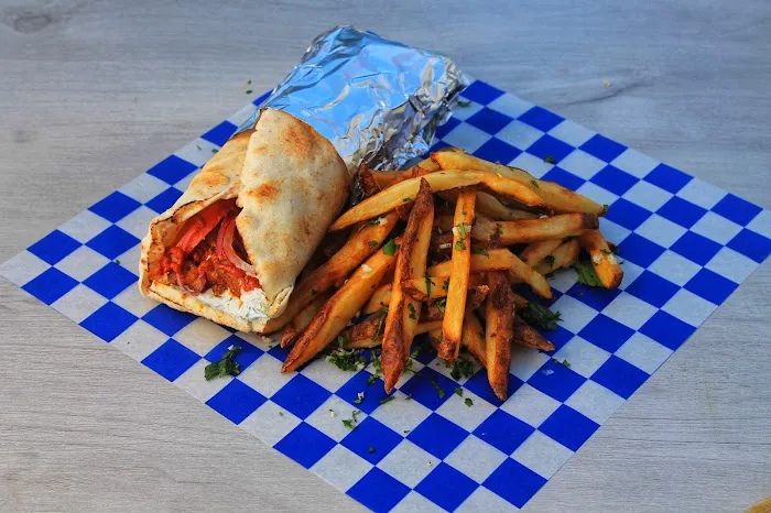 Mama Nini's Gyros Picture 5