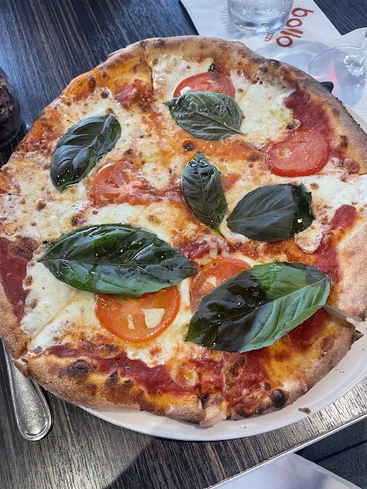 Bollo Woodfired Pizza Picture 3