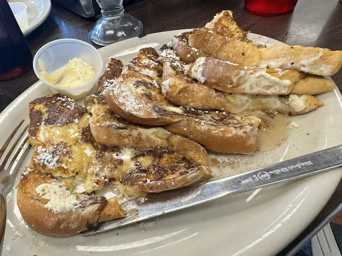 Avalon Diner Picture 9