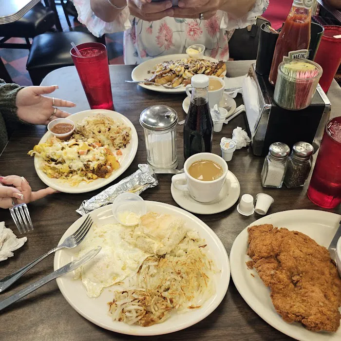 Avalon Diner Picture 10