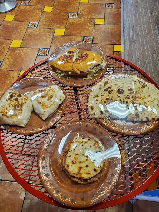 AZTECA TACO HOUSE Picture 6