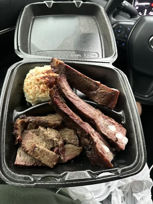 JB'S BARBEQUE LLC Picture 8