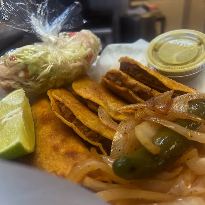 Tacos Javi's 2 Picture 2