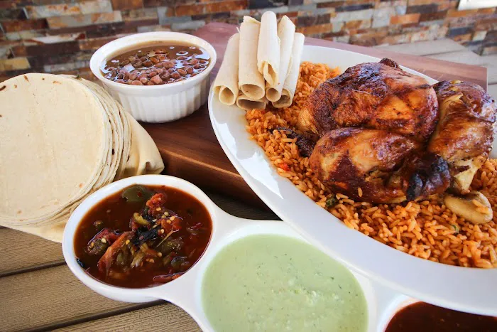 La Reyna Tortilleria Picture 4