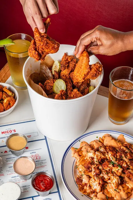 Mico's Hot Chicken Picture 10
