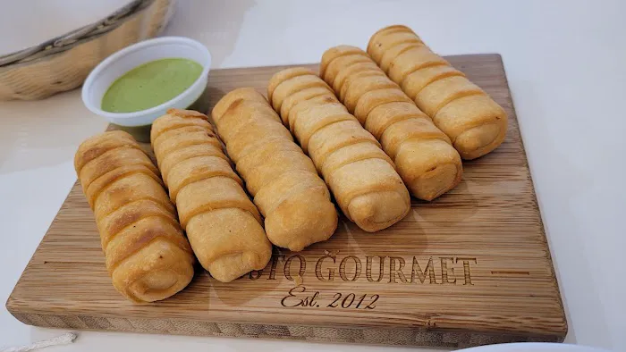 Gusto Gourmet Picture 10