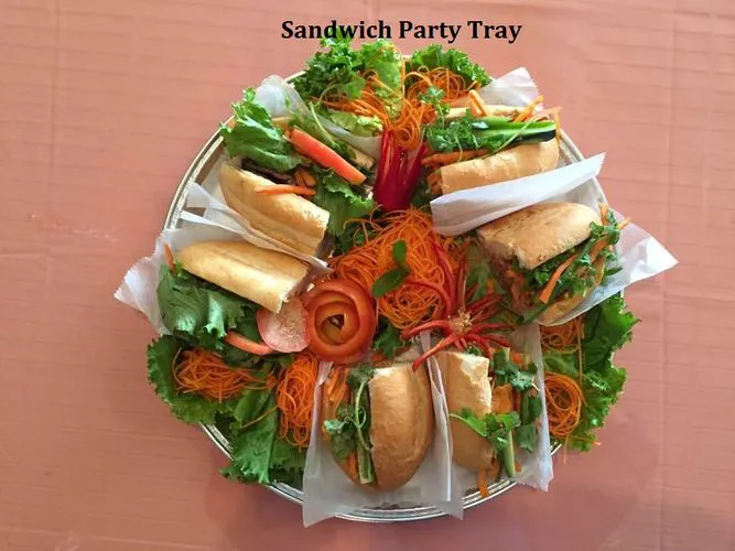 Miss Saigon Cafe Picture 3