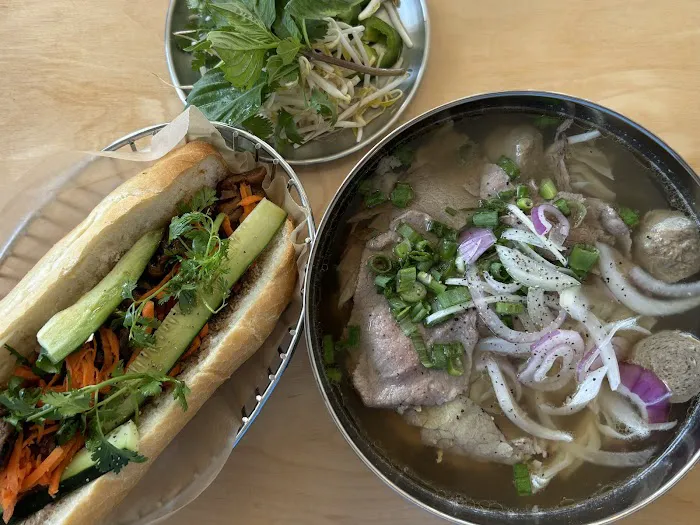 Oui Banh Mi Picture 4