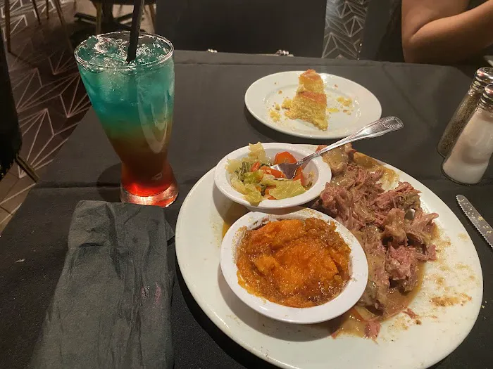 Jordyn's Soul Cafe Picture 7