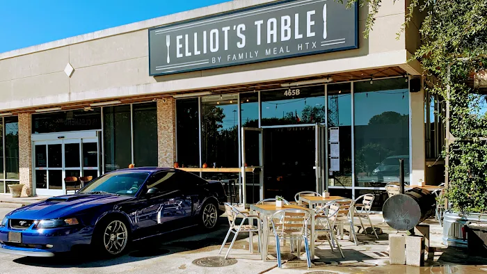 Elliot's Table Picture 10