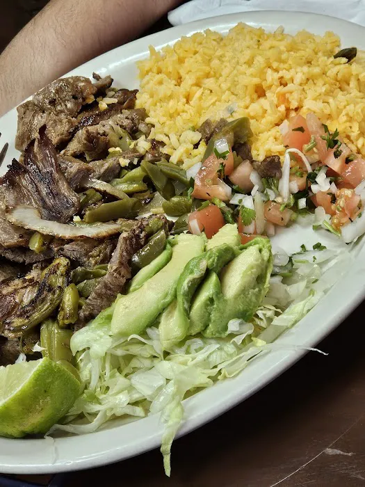 Taqueria Los Charros on 76th Picture 3