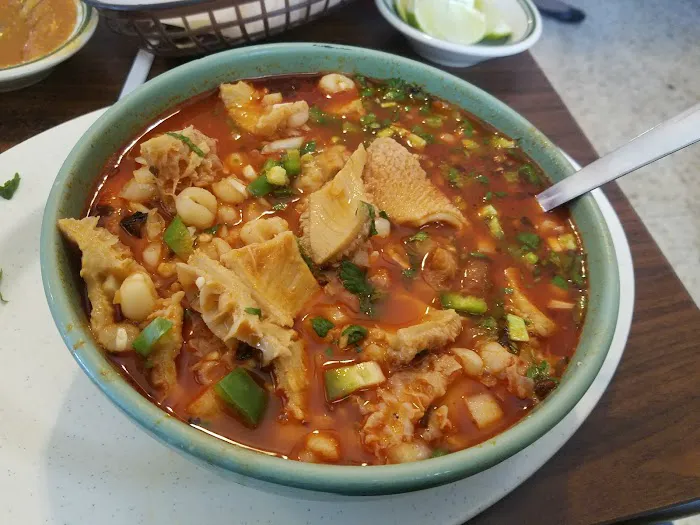 Doña Chela Picture 8