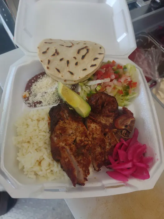 Sabor de mi tierra taqueria Picture 6